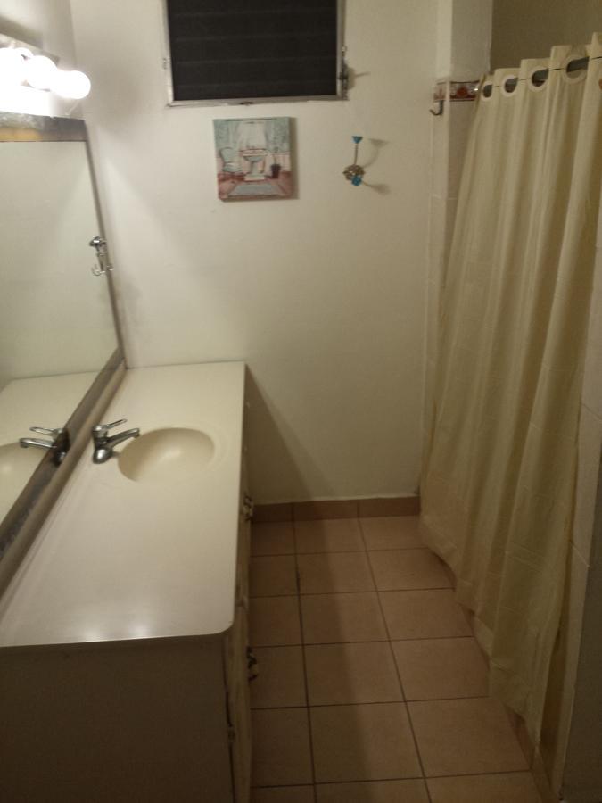 Hostal Aqui Me Quedo Сан-Педро-Сула Екстер'єр фото