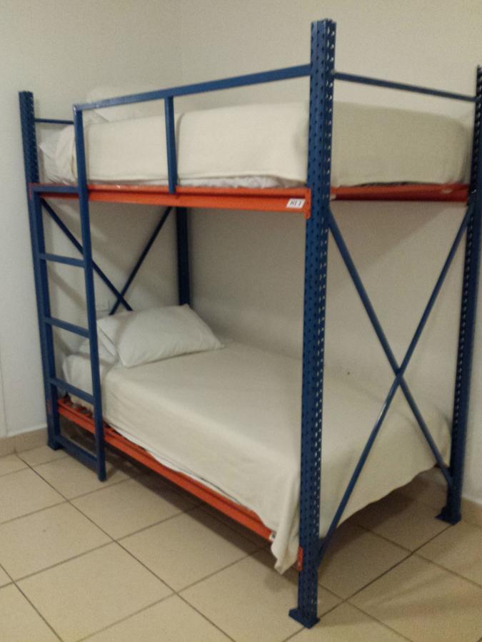 Hostal Aqui Me Quedo Сан-Педро-Сула Екстер'єр фото